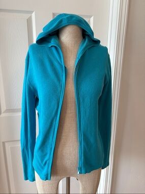 Max Studio size M  78 per cent silk long sleeve. Women’s top